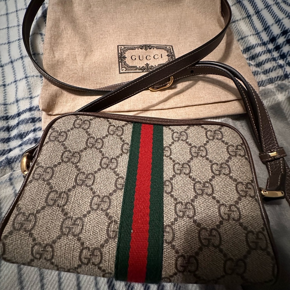 Gucci Beige and Brown GG Crossbody Bag - Picture 4 of 8